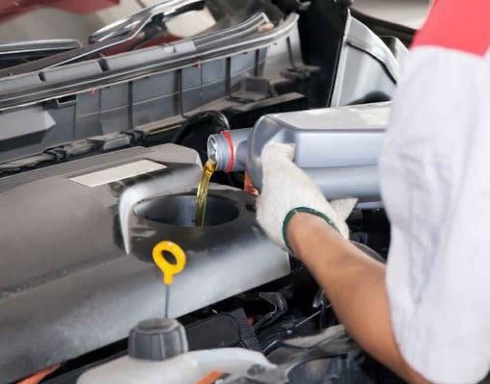 фото: Часті помилки при заміні моторної олії95