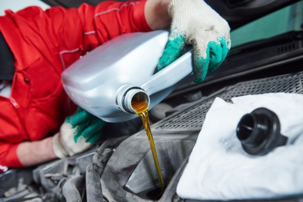 фото: Чи варто використовувати масла з низькою в`язкістю в літній період?227