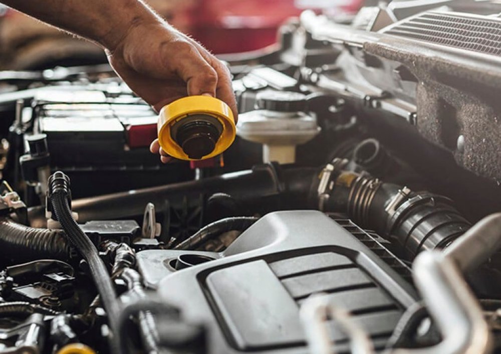 фото: Чому олива для легкових і вантажних автомобілів – це дві великі різниці?233